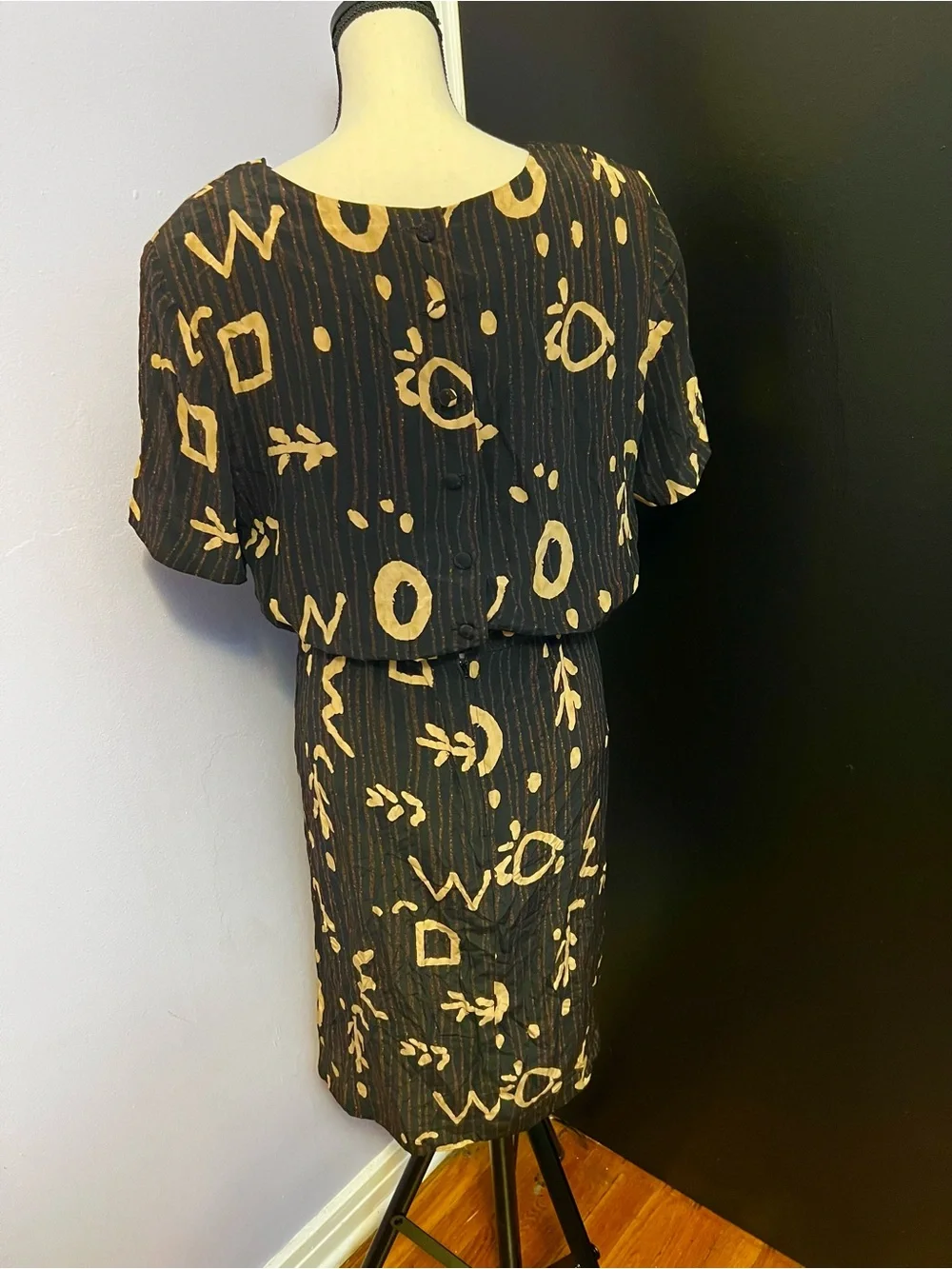 Vintage 1990s Maggy London Silk Tie-Waist Midi Dress - Picture 2 of 4